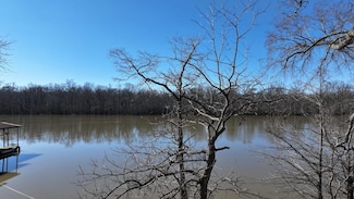 357 Resort Rd, Holly Grove, AR 72069