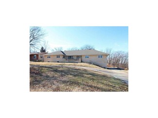 5110 Elmwood Ave, Kansas City, MO 64130