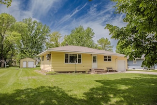 311 2nd St E, Chokio, MN 56221