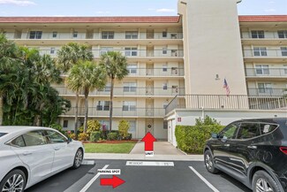 3871 Via Poinciana Unit 1040, Lake Worth, FL 33467