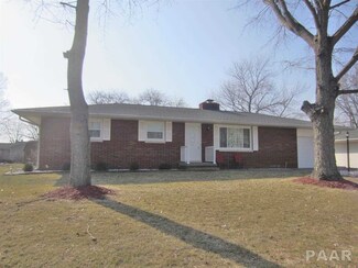 111 Heritage Ln, Delavan, IL 61734
