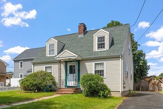93 Winthrop St, Waltham, MA 02453