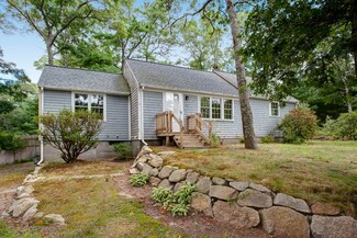 20 Louise Ln, East Falmouth, MA 02536