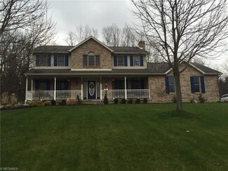 72 Malibu Dr, East Palestine, OH 44413