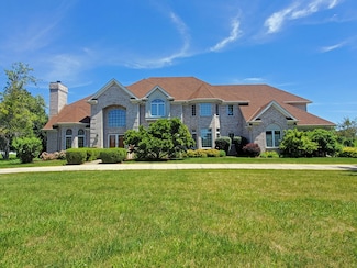 36625 N Kimberwick Ln, Wadsworth, IL 60083