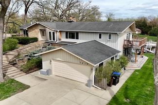 3214 Cove Ct, Johnsburg, IL 60051