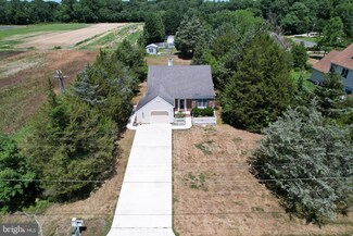 3432 Menantico Rd, Vineland, NJ 08361
