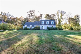 27 Bridle Rd, New Milford, CT 06776