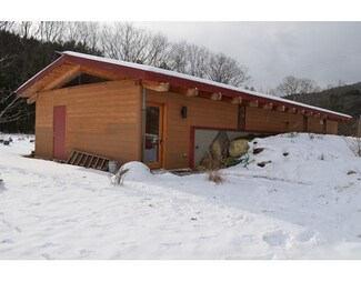 434 Main Rd, Colrain, MA 01340