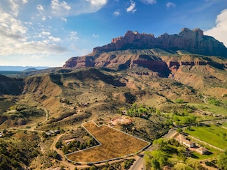 130 Kinesava Dr, Springdale, UT 84767