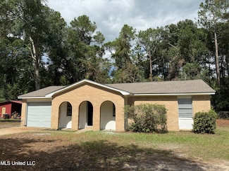 2654 Ridgeway Dr, Gautier, MS 39553