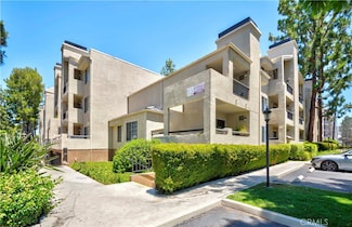 21450 Burbank Blvd Unit 211, Woodland Hills, CA 91367