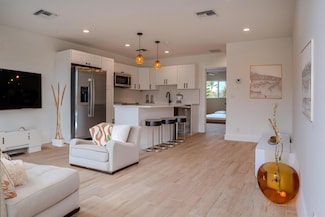 238 SE 1st Ave Unit 4, Delray Beach, FL 33444