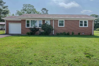 104 Camellia Dr, Florence, AL 35633
