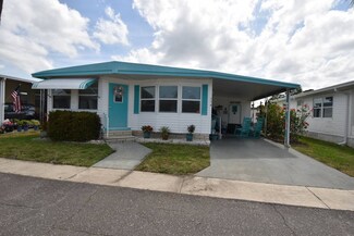 554 Parakeet Ln, Largo, FL 33770