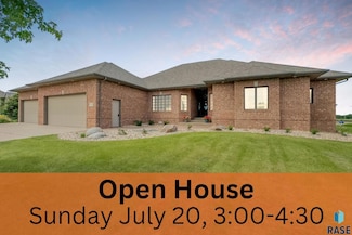 47198 Bakker Cir, Sioux Falls, SD 57108