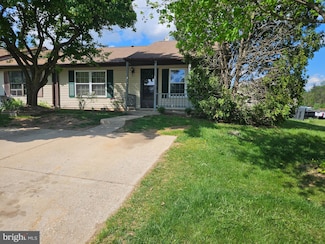 962 Wampler Ln, Westminster, MD 21158