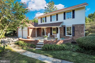 1 Sunnymeade Ct, Potomac, MD 20854