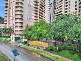 3525 Sage Rd Unit 812, Houston, TX 77056