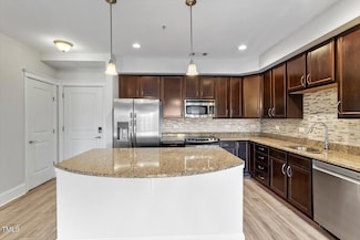 222 Glenwood Ave Unit 709, Raleigh, NC 27603
