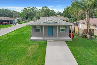 1311 E Church St, Plant City, FL 33563