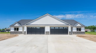 322 Old Glory Dr NE, Alexandria, MN 56308