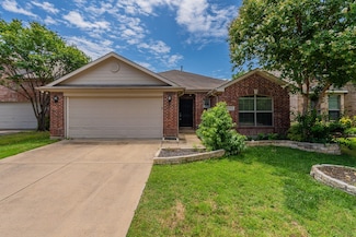 1524 Canary Dr, Little Elm, TX 75068