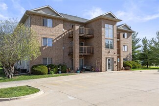 620 Colton Cir NE Unit 8, Cedar Rapids, IA 52402