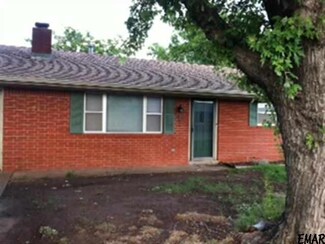 321 Main St, Lahoma, OK 73754