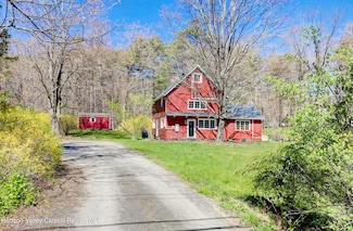 58 Maverick Rd, Woodstock, NY 12498