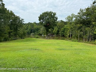 253 Peachwood Dr, Tallassee, AL 36078