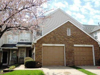 1552 Saint Andrews Dr Unit 255, Oakmont, PA 15139