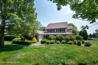 201 Ruth Rd, Bath, PA 18014