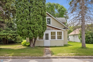 406 4th Ave NW, Barnesville, MN 56514