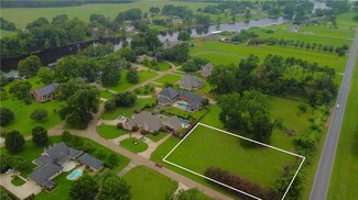 220 Orchard Rd, Natchitoches, LA 71457