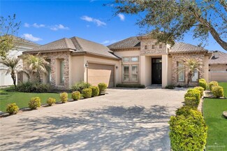 211 N 16th St, Hidalgo, TX 78557