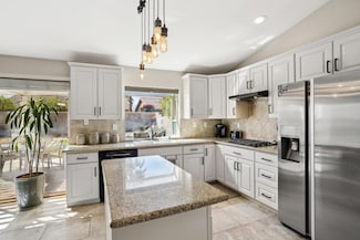 42639 Devonshire St, Palm Desert, CA 92211