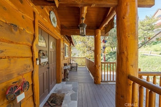 27721 Caribou Dr, Lake Arrowhead, CA 92352