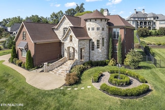 639 Barnsley Rd, Knoxville, TN 37934