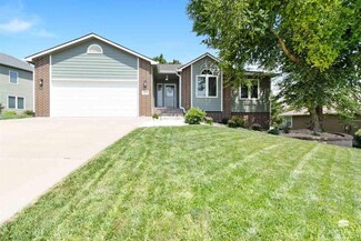 2872 Bentwood Dr, Manhattan, KS 66502