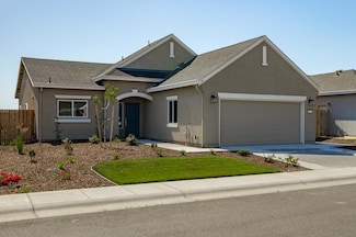 90 King Air Dr, Colusa, CA 95932