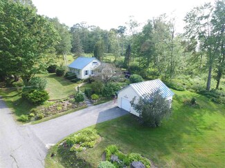 61 E Mountain Rd, Newport, NH 03773