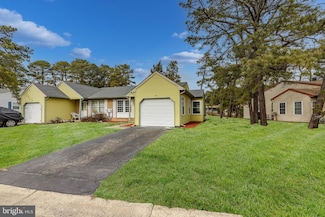 4B Greenwood Ln, Whiting, NJ 08759