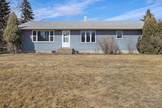 1612 52 1 2 Ave N, Moorhead, MN 56560