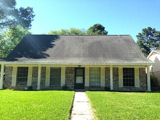 9726 Dalmally St, Spring, TX 77379
