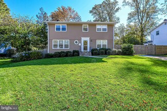 8519 Cottage St, Vienna, VA 22180