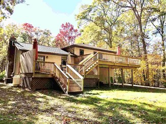 11 Mary Lou Ln, Shokan, NY 12481
