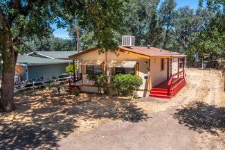 14854 Saroni Pkwy, Clearlake, CA 95422