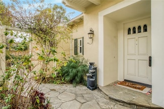 26803 Brookhollow Dr, Valencia, CA 91355
