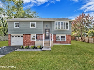 238 Lakewood Ave, Bayville, NJ 08721